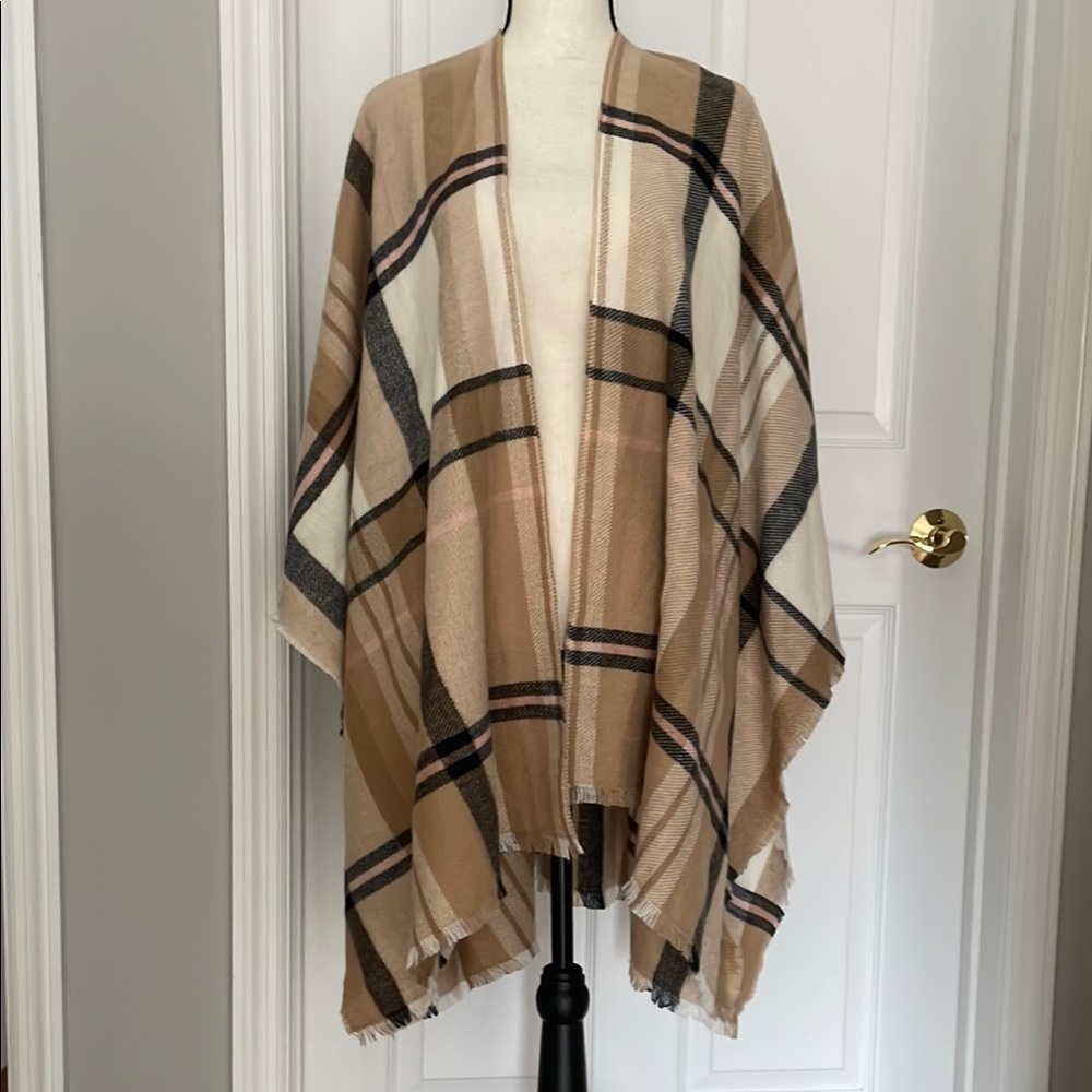 Shawl wrap - Picture 2 of 5